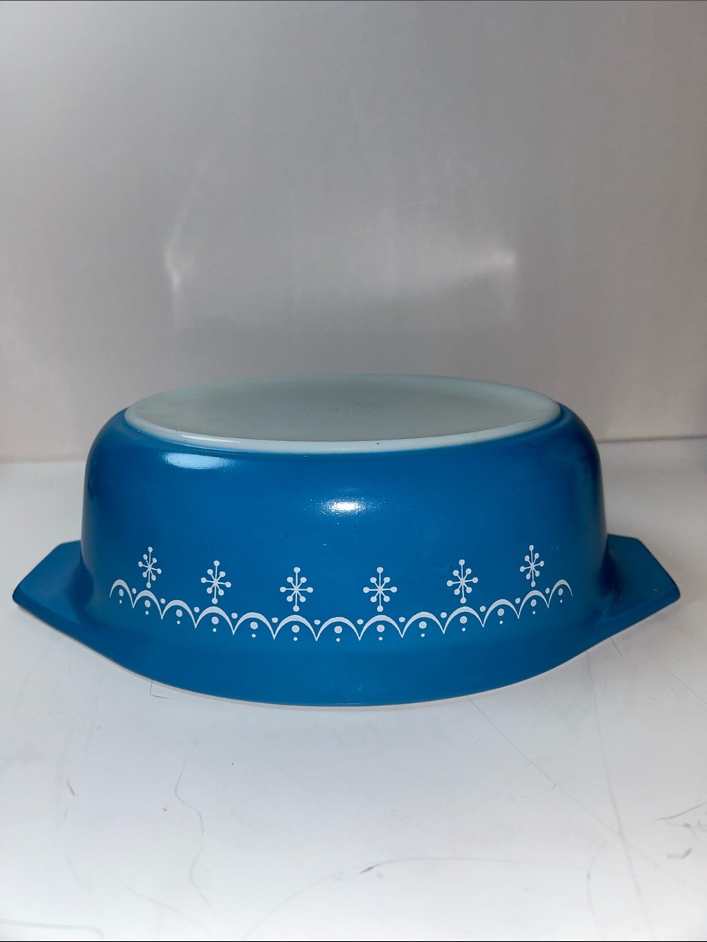 Vintage PYREX SNOWFLAKE Garland Casserole Dish W/Lid 1.5 QT. 043. #8 - Picture 14 of 17
